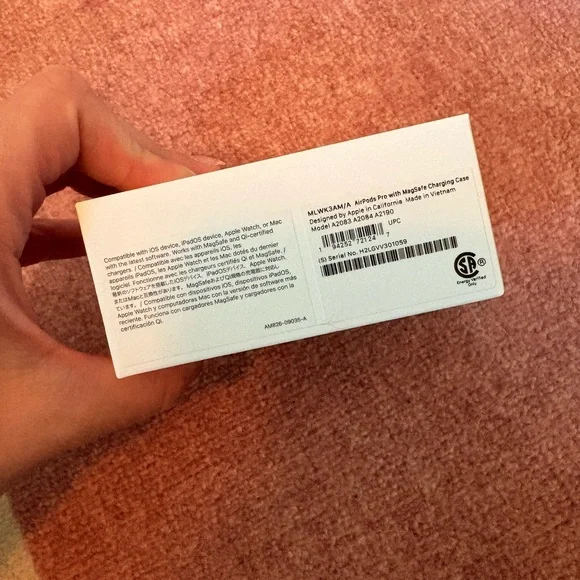 Apple AirPods Pro with MagSafe Charging Case - Picture 8 of 8